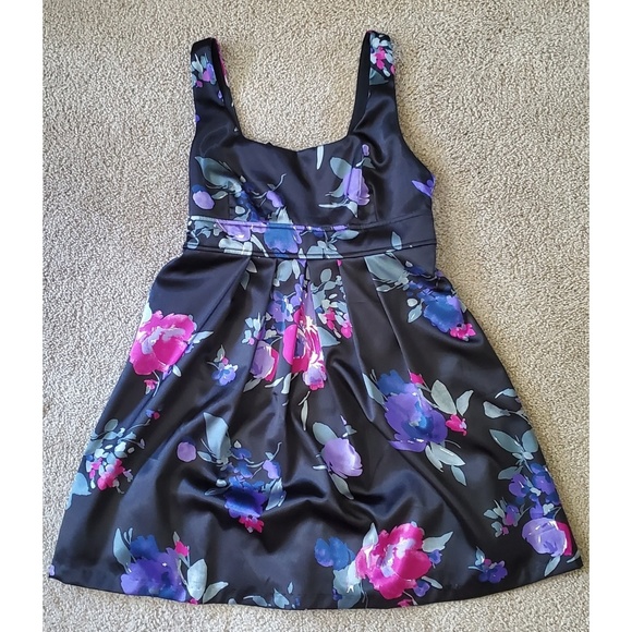 A. Byer Dresses & Skirts - Floral Dress